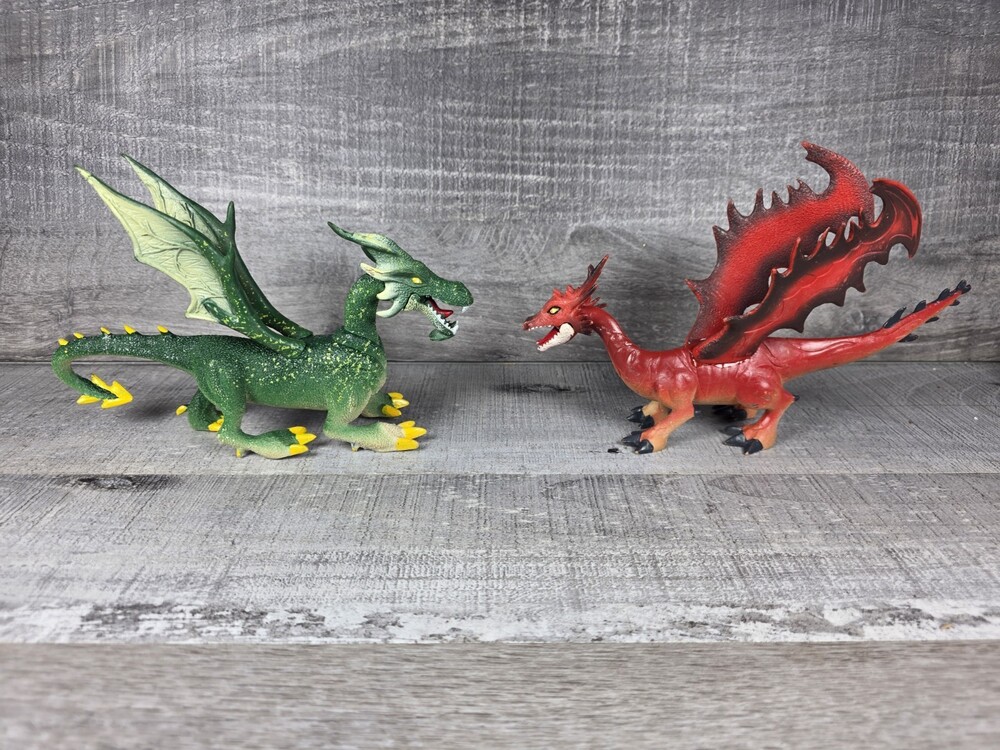 MB Wolverine Holding Green Dragon & SDE Shantou Red Dragon Fantasy Lot g72